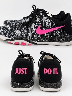 Nike Free Print Women’s Size 8.5 Black White Pink